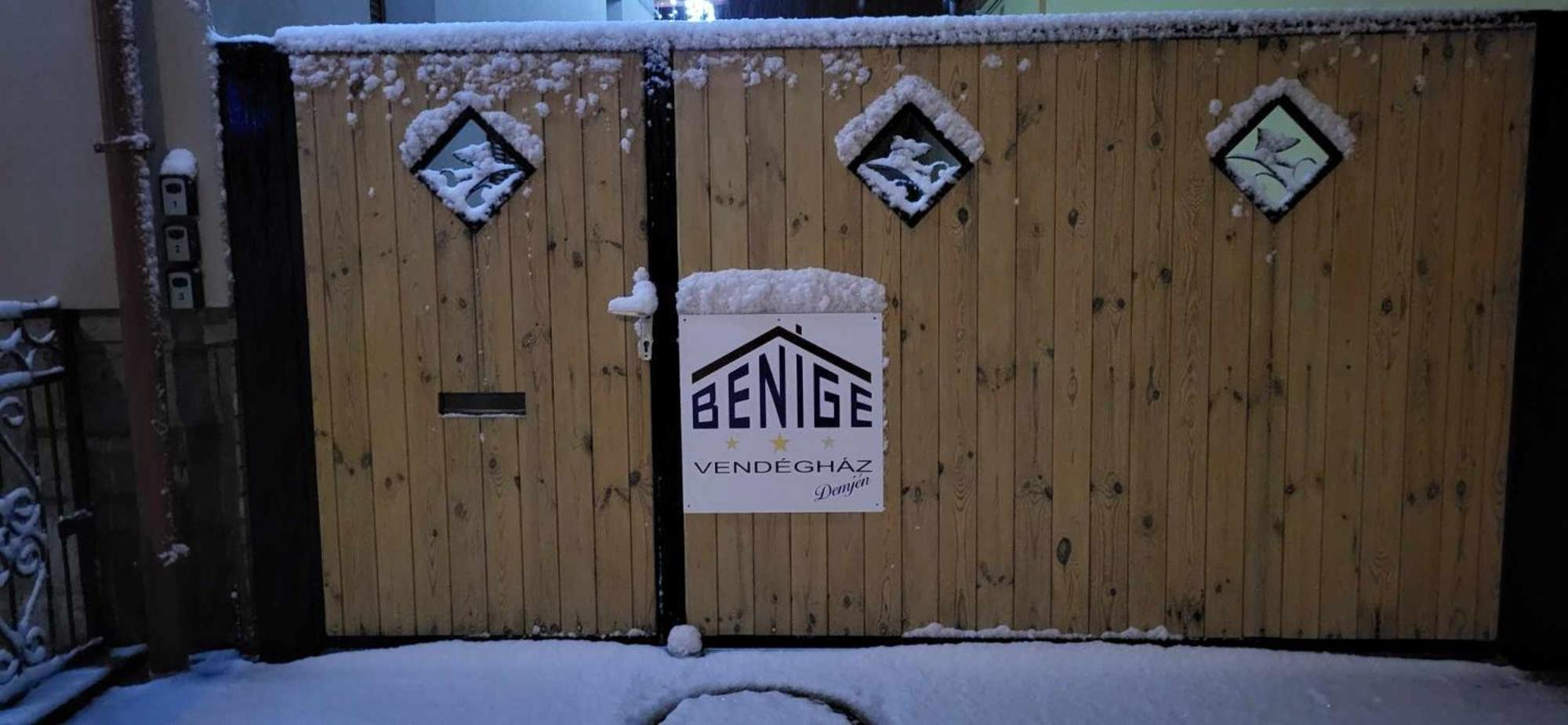Hotel Benige Vendeghaz Demjén Exterior foto